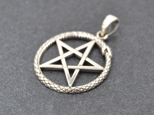 Anhänger "Schlange mit Pentagramm"