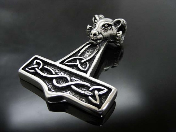 Anhänger Thors Hammer "Widderkopf"