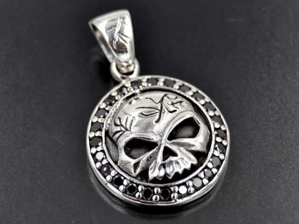 Anhänger "Totenkopf mit Stein" ,Onyx