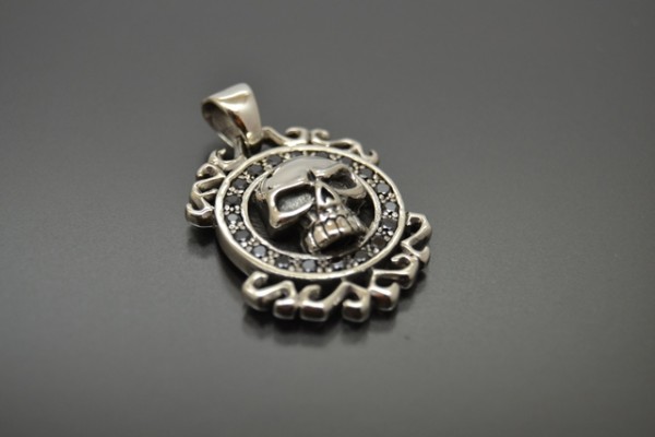 Anhänger "Totenkopf"