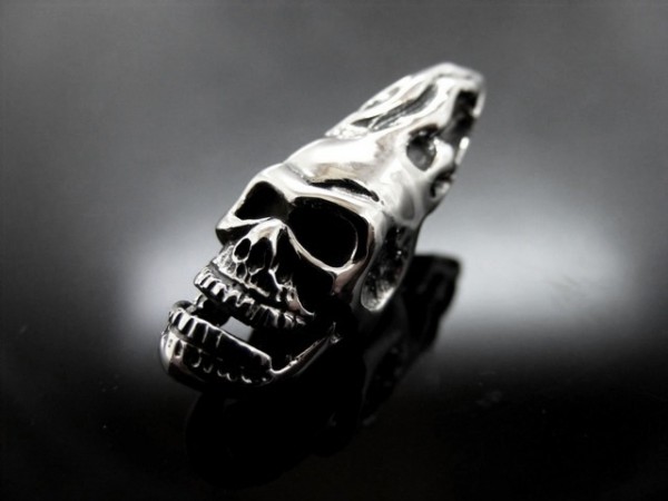 Anhänger "Totenkopf"